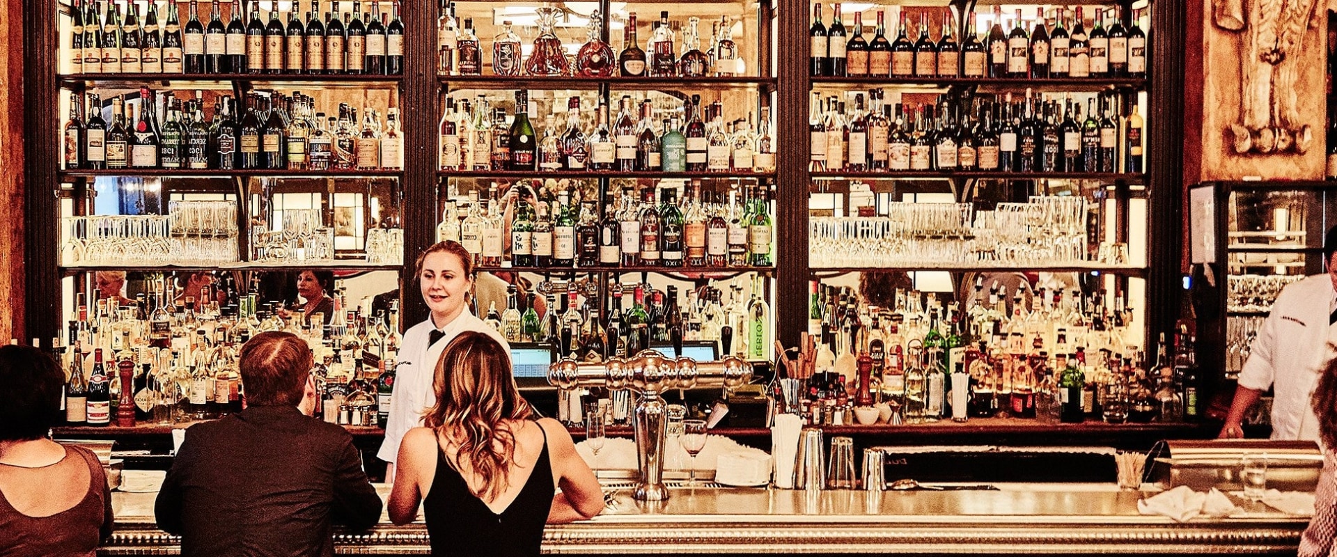 Taste The City: Why Restaurant And Cocktail Lounges In New York Outshine Shelf Stable Foods